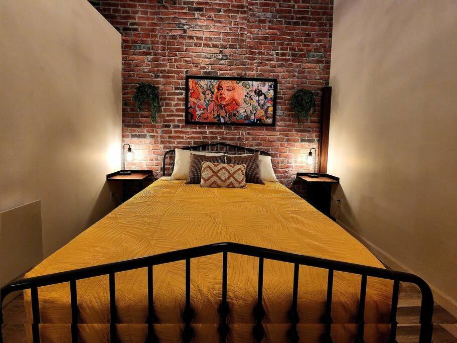 Loft Style Industriel-Centre-Ville+Parking Gratuit Quebec City Ruang foto