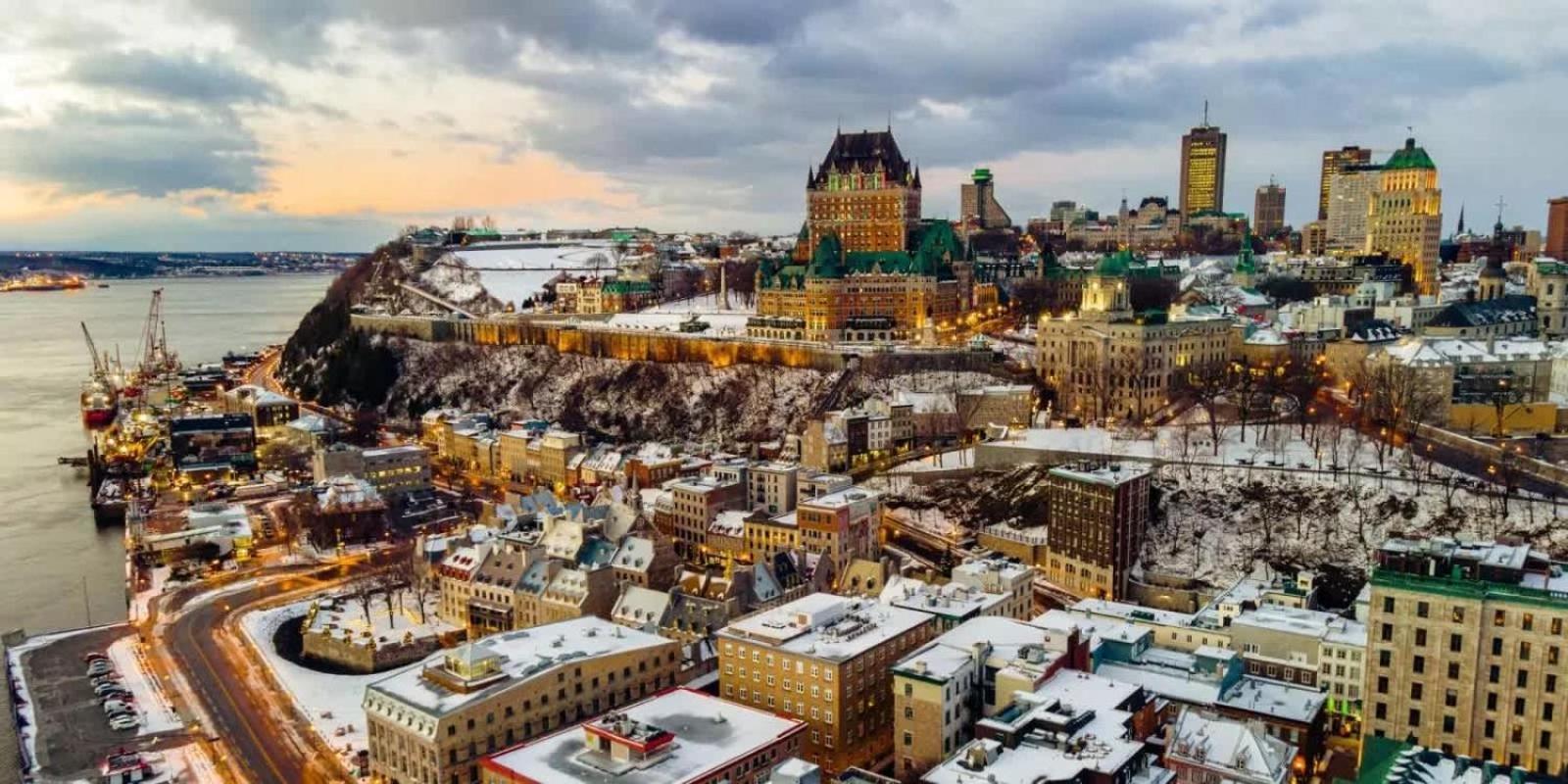 Loft Style Industriel-Centre-Ville+Parking Gratuit Quebec City Bagian luar foto